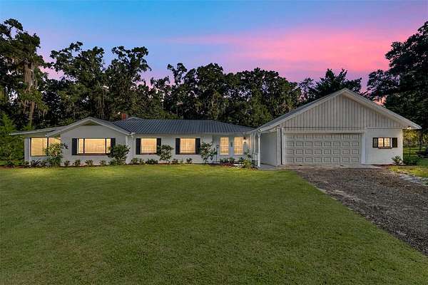 10 Acres of Land with Home for Sale in Reddick, Florida