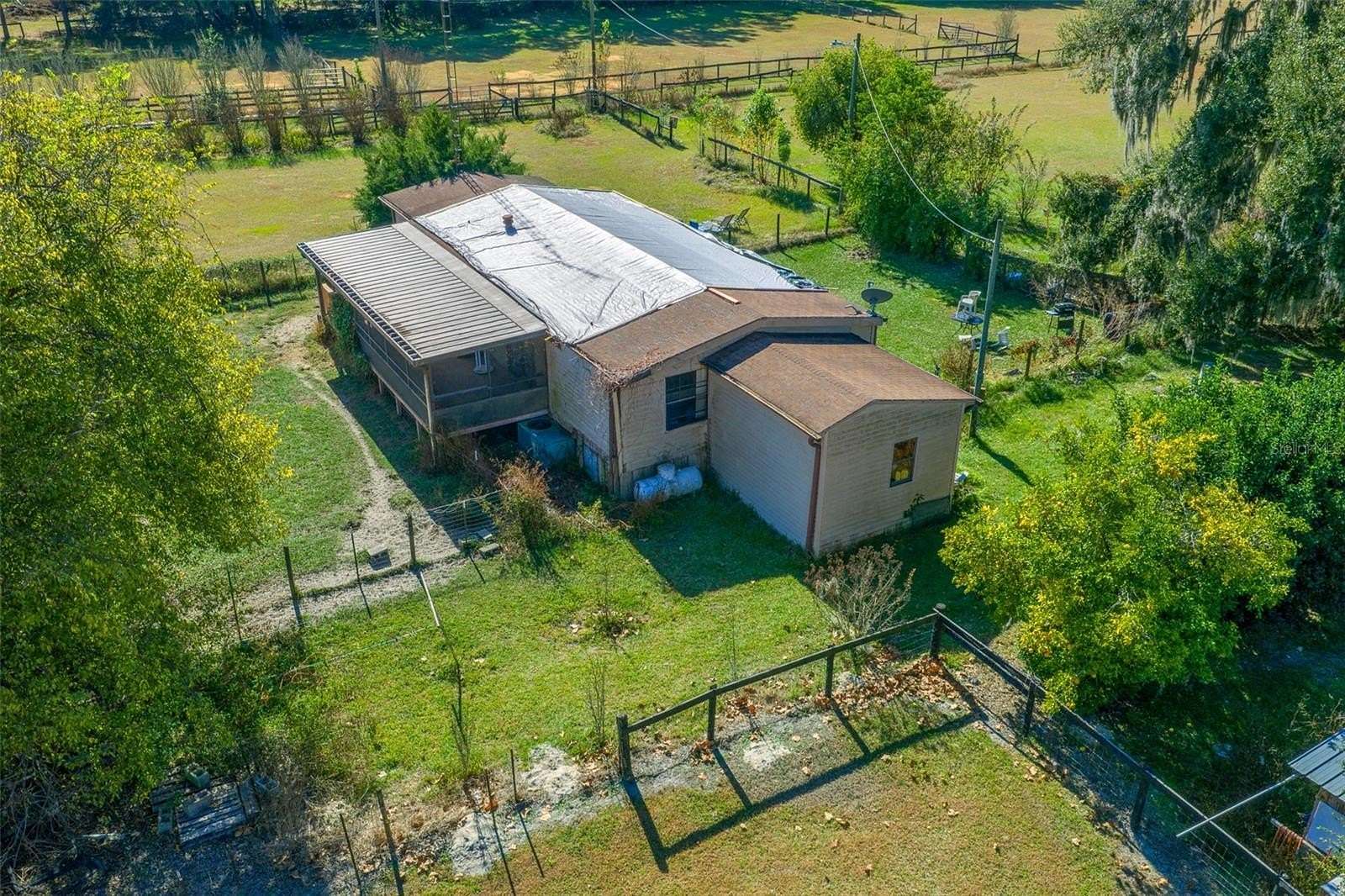 2.62 Acres of Residential Land with Home for Sale in Summerfield, Florida