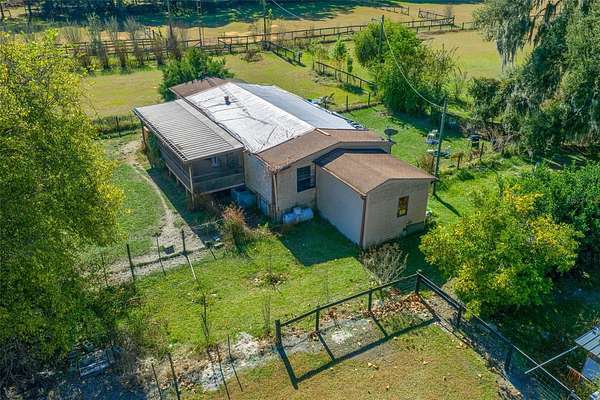 2.62 Acres of Residential Land with Home for Sale in Summerfield, Florida