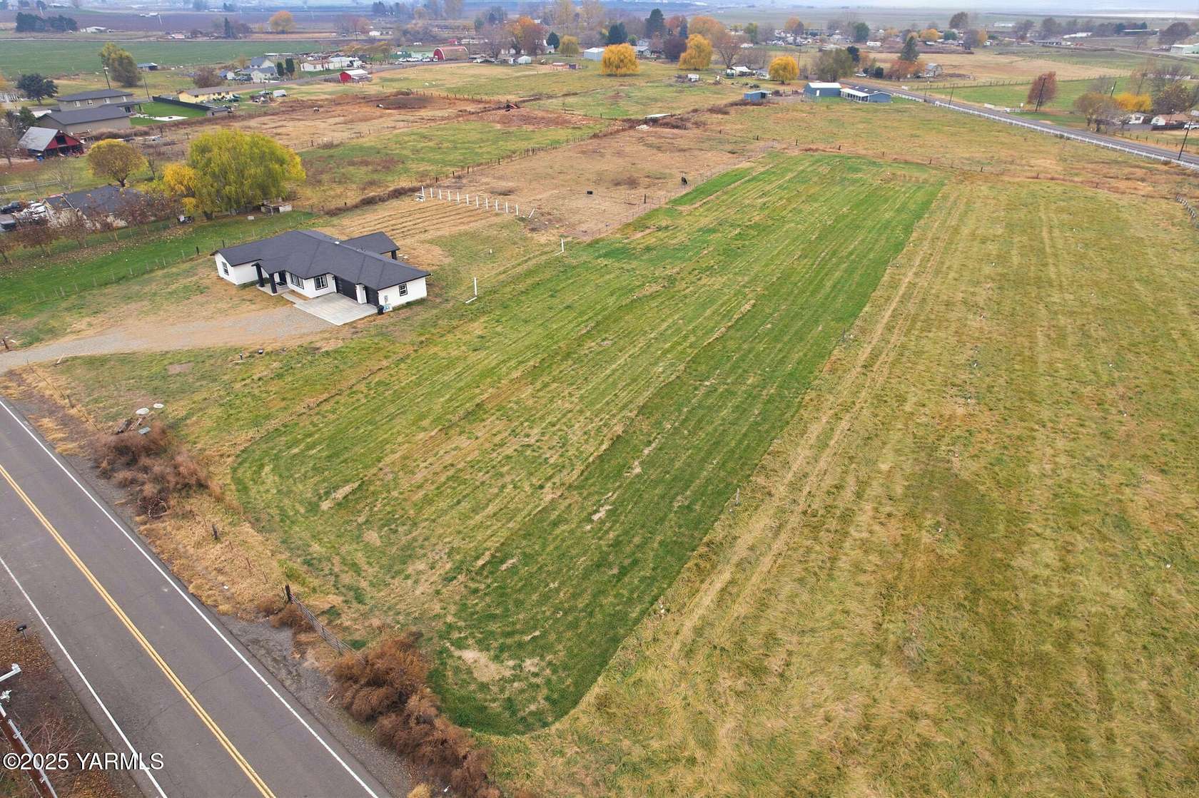 2.15 Acres of Residential Land for Sale in Sunnyside, Washington