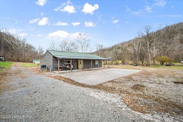 180 Acres of Recreational Land with Home for Sale in Milton, Kentucky