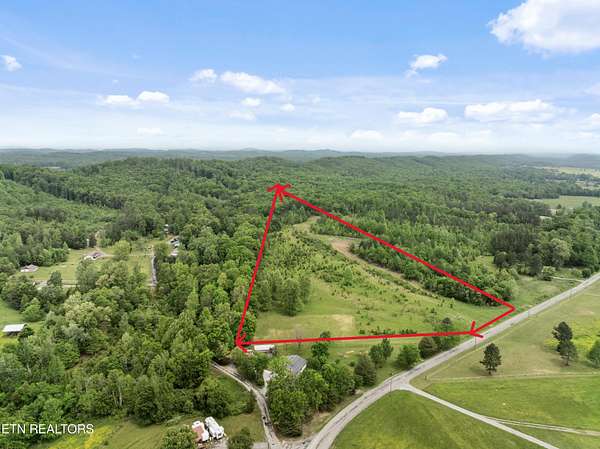 10.5 Acres of Land for Sale in Philadelphia, Tennessee