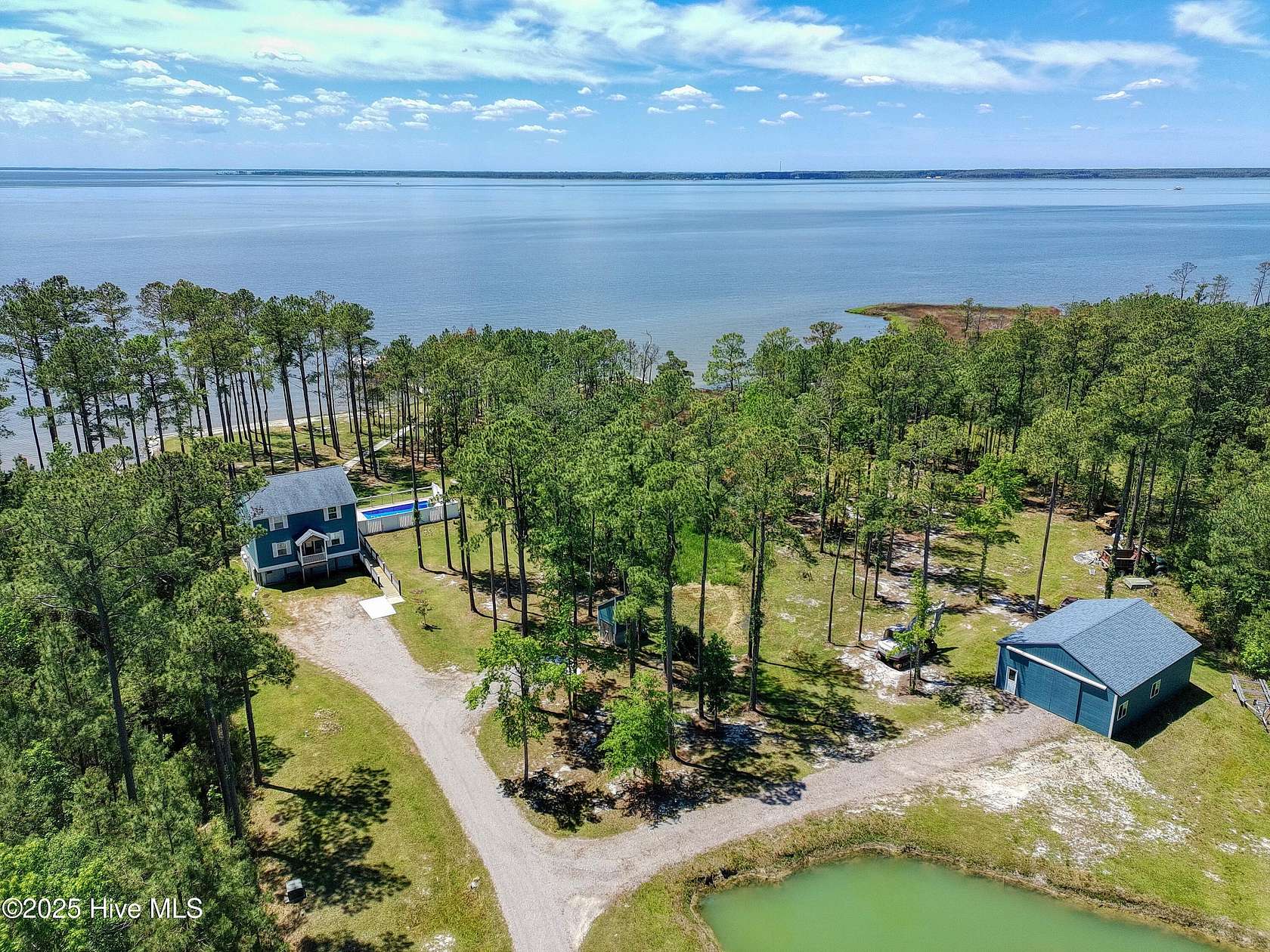 5.6 Acres of Residential Land with Home for Sale in Scranton, North Carolina