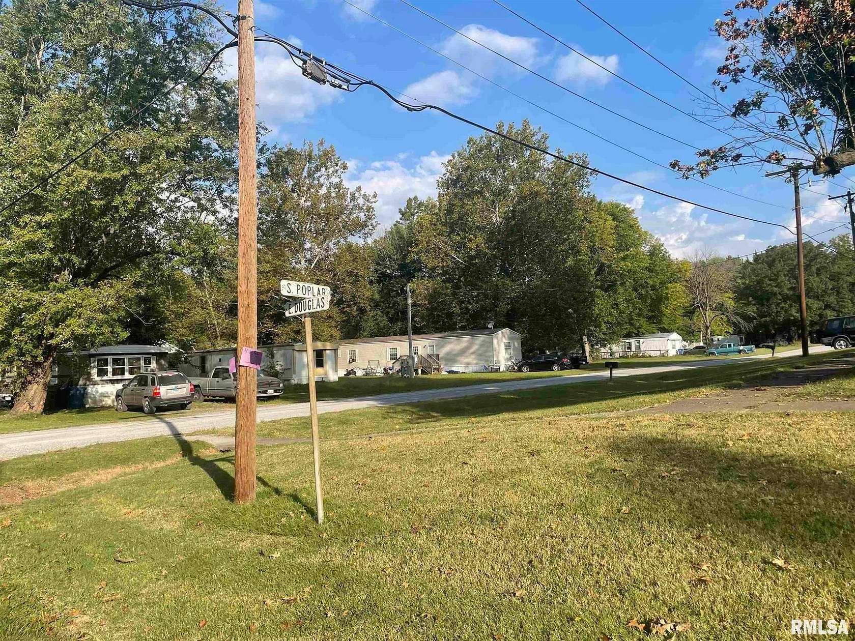 1.5 Acres of Residential Land for Sale in De Soto, Illinois