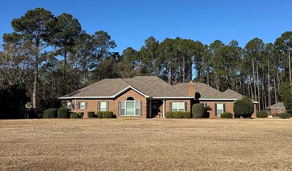 3.5 Acres of Residential Land with Home for Sale in Valdosta, Georgia
