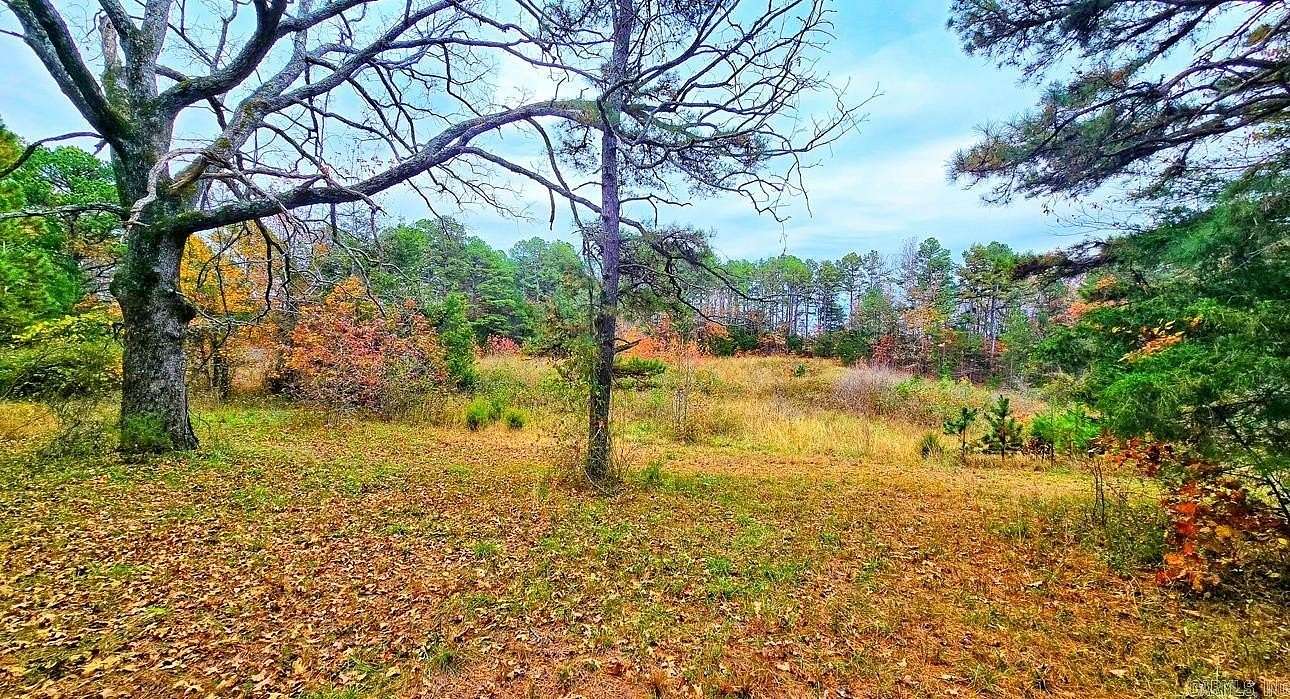 6 Acres of Land for Sale in Clinton, Arkansas