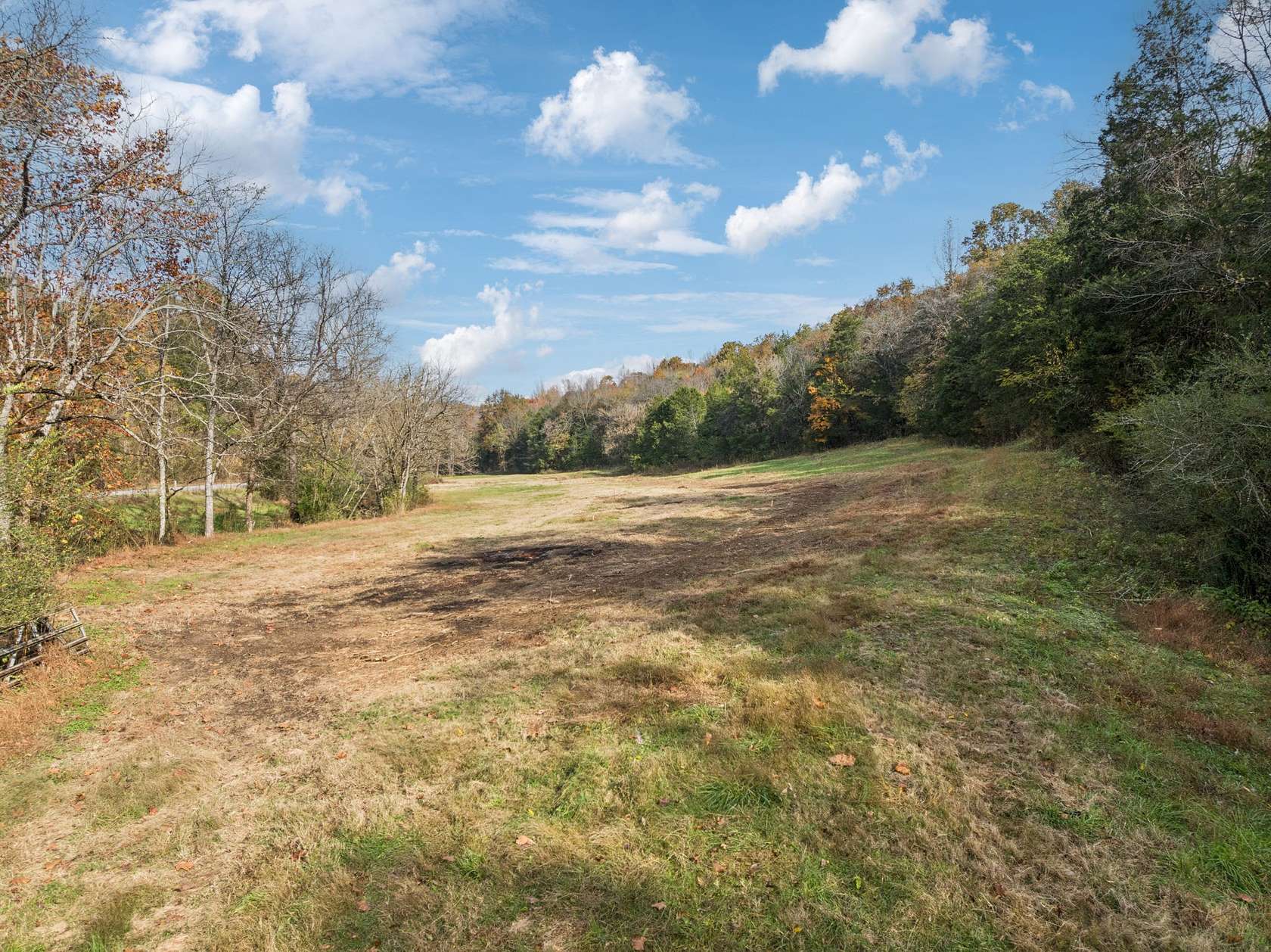 16.5 Acres of Land for Sale in Elmwood, Tennessee