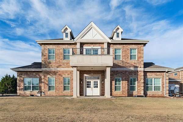 4.54 Acres of Residential Land with Home for Sale in Guthrie, Oklahoma