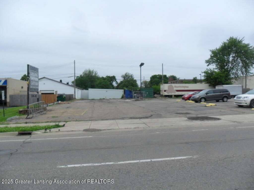 0.41 Acres of Commercial Land for Sale in Lansing, Michigan