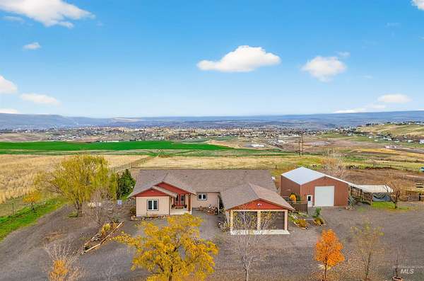 5 Acres of Land with Home for Sale in Clarkston, Washington