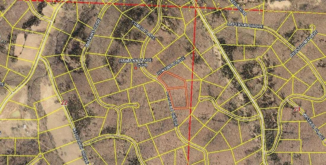 2.9 Acres of Residential Land for Sale in Edwards, Missouri