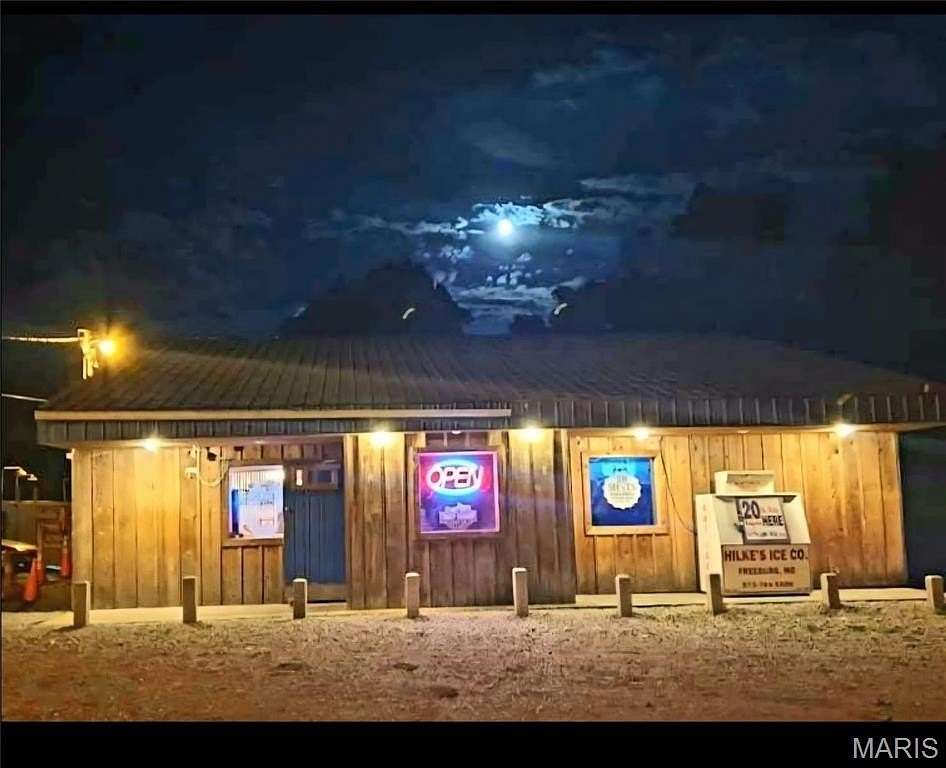 1.5 Acres of Commercial Land for Sale in Dixon, Missouri