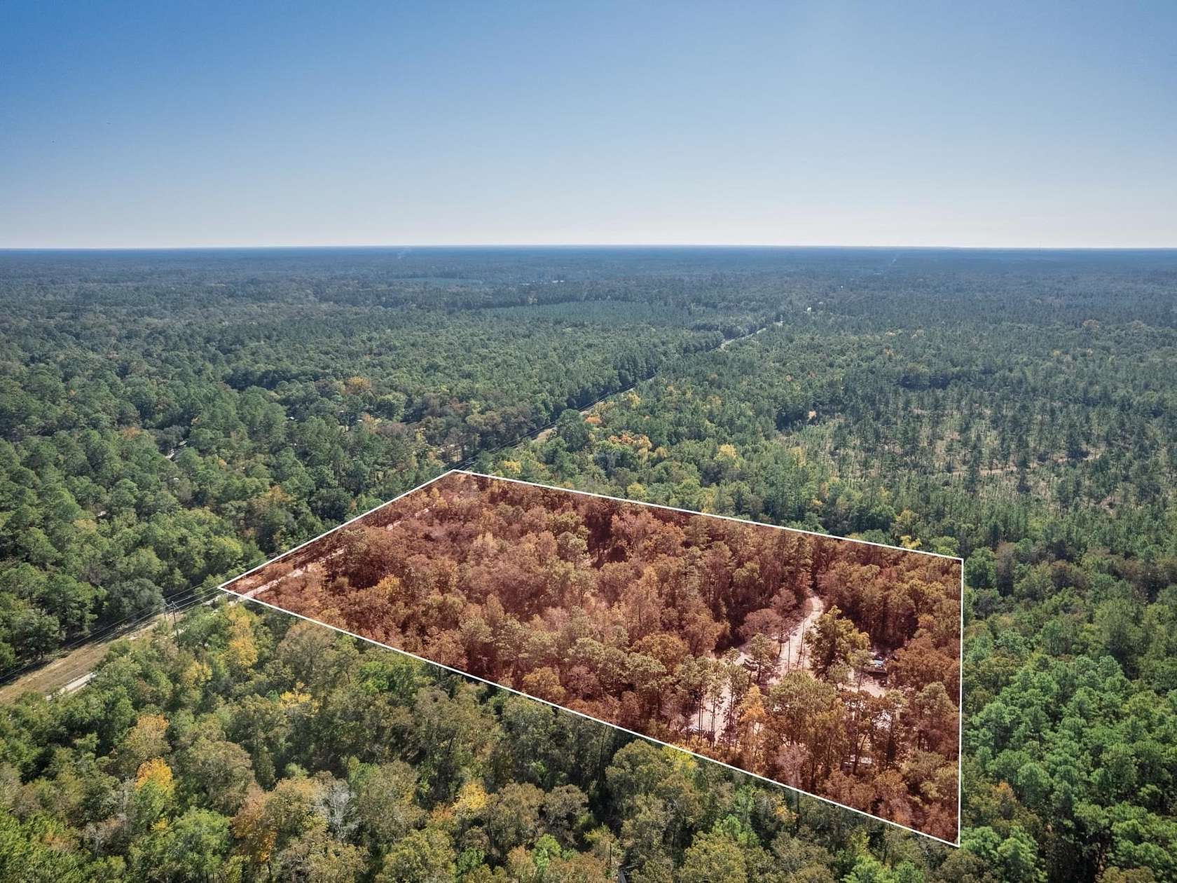 5 Acres of Residential Land for Sale in Tallahassee, Florida