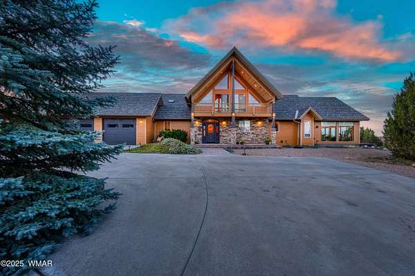 17.8 Acres of Land with Home for Sale in Show Low, Arizona