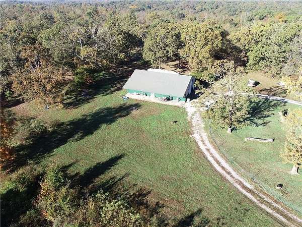 61.6 Acres of Recreational Land for Sale in Gravette, Arkansas