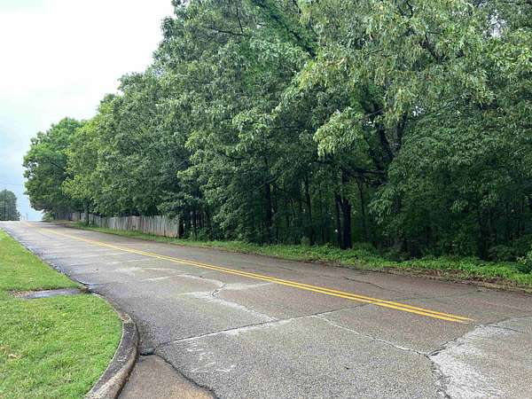 2 Acres of Residential Land for Sale in Jonesboro, Arkansas