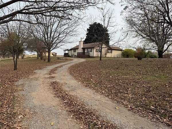 5 Acres of Residential Land with Home for Sale in Muskogee, Oklahoma