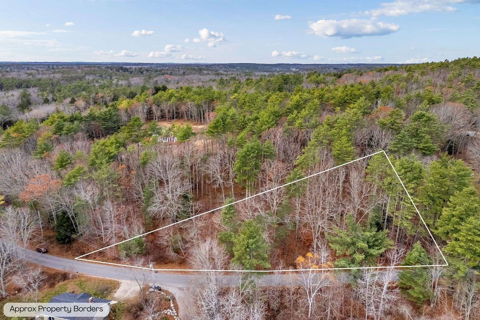 1.5 Acres of Residential Land for Sale in Woolwich, Maine