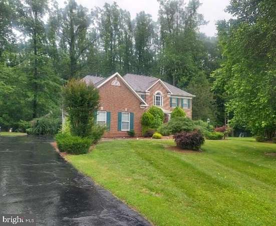 1.87 Acres of Residential Land with Home for Lease in Bowie, Maryland