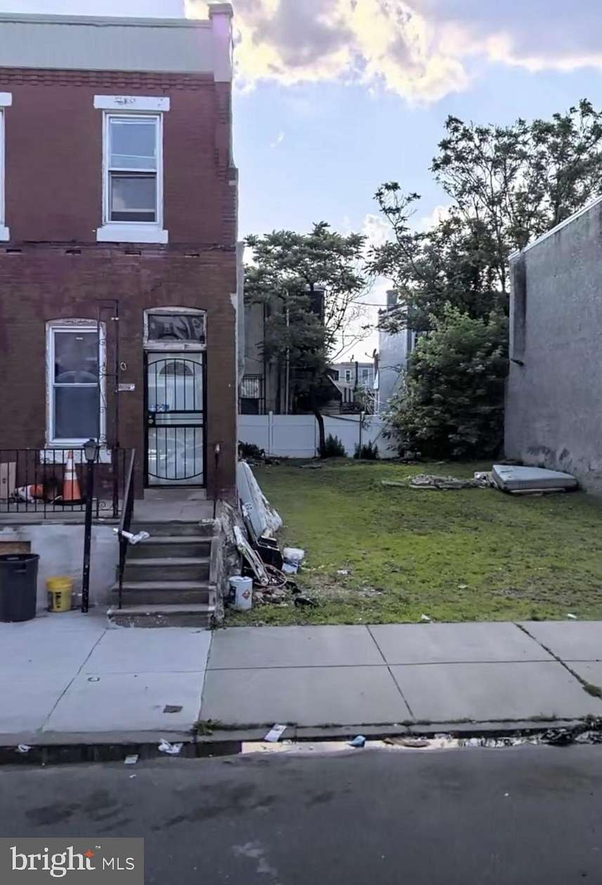 0.03 Acres of Land for Sale in Philadelphia, Pennsylvania