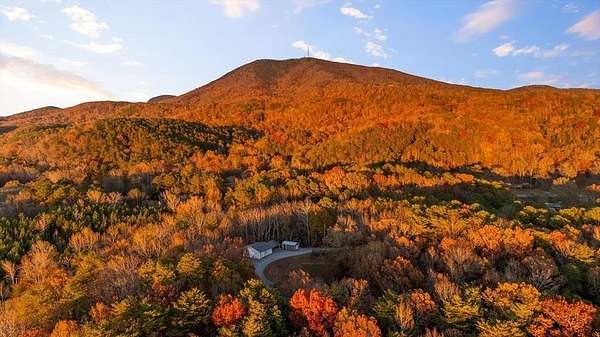 40.3 Acres of Land with Home for Sale in Chatsworth, Georgia