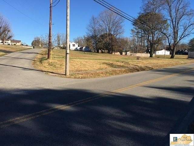 0.75 Acres of Mixed-Use Land for Sale in Tompkinsville, Kentucky
