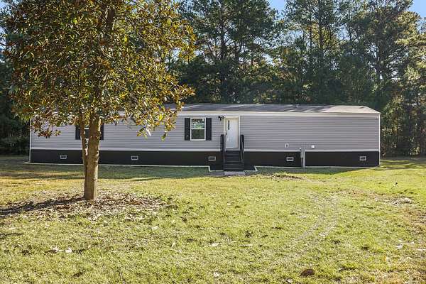 4.35 Acres of Residential Land with Home for Sale in Cross, South Carolina