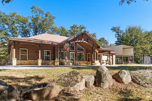 4 Acres of Residential Land with Home for Sale in Tishomingo, Oklahoma