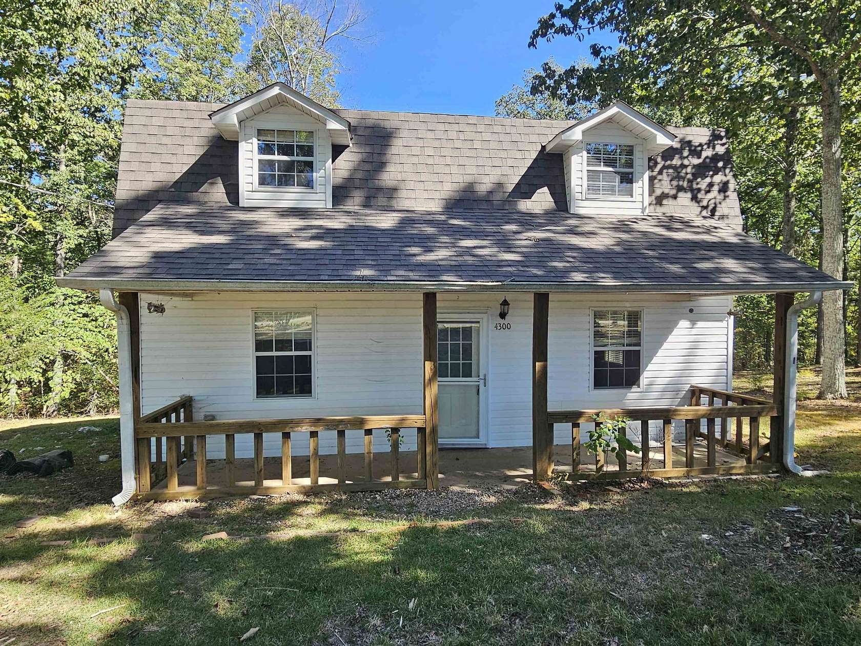 2.1 Acres of Residential Land with Home for Sale in Tuscumbia, Alabama