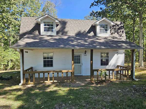 2.1 Acres of Residential Land with Home for Sale in Tuscumbia, Alabama