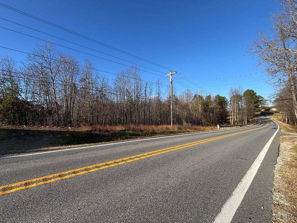 1.6 Acres of Residential Land for Sale in Gladstone, Virginia