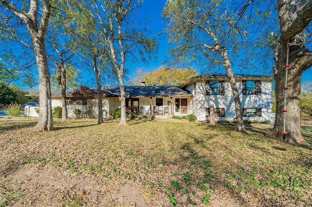 3.5 Acres of Residential Land with Home for Sale in Rockwall, Texas