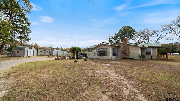 10.3 Acres of Land with Home for Sale in Canton, Texas