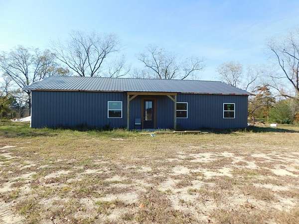 2 Acres of Residential Land with Home for Sale in Whigham, Georgia