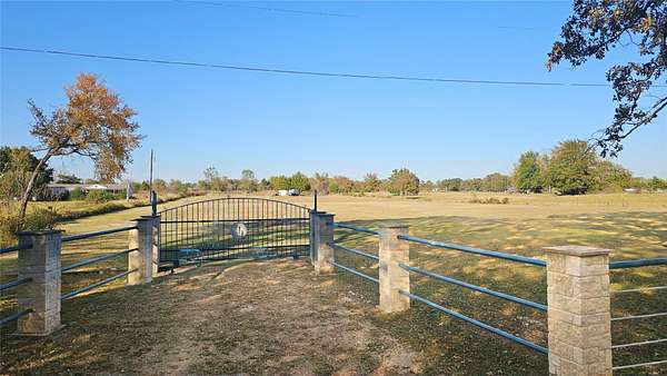 5 Acres of Residential Land for Sale in Canton, Texas
