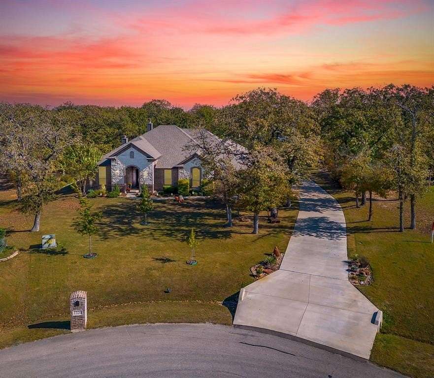 1.67 Acres of Residential Land with Home for Sale in Azle, Texas