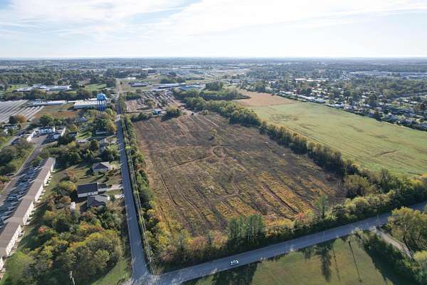 5 Acres of Commercial Land for Sale in Lebanon, Missouri