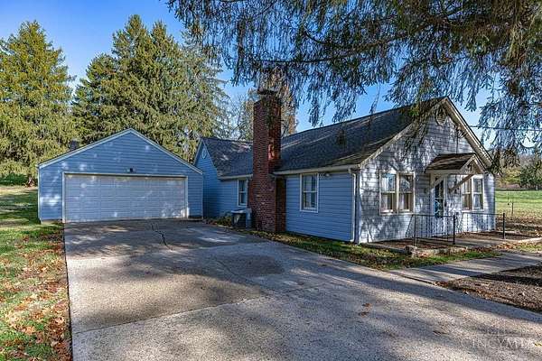 2 Acres of Residential Land with Home for Sale in Ross Township, Ohio