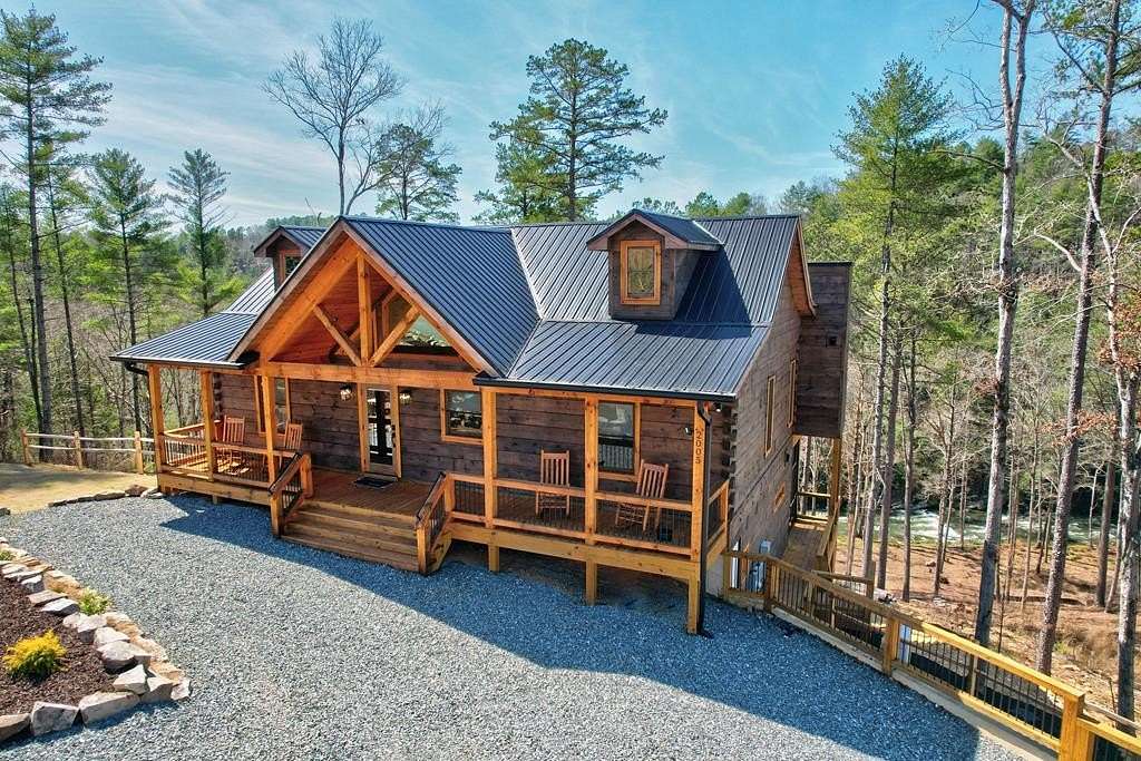 3.16 Acres of Residential Land with Home for Sale in Ellijay, Georgia