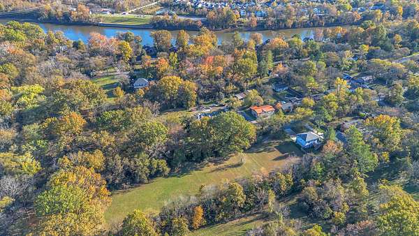 1.69 Acres of Residential Land for Sale in Madison, Tennessee