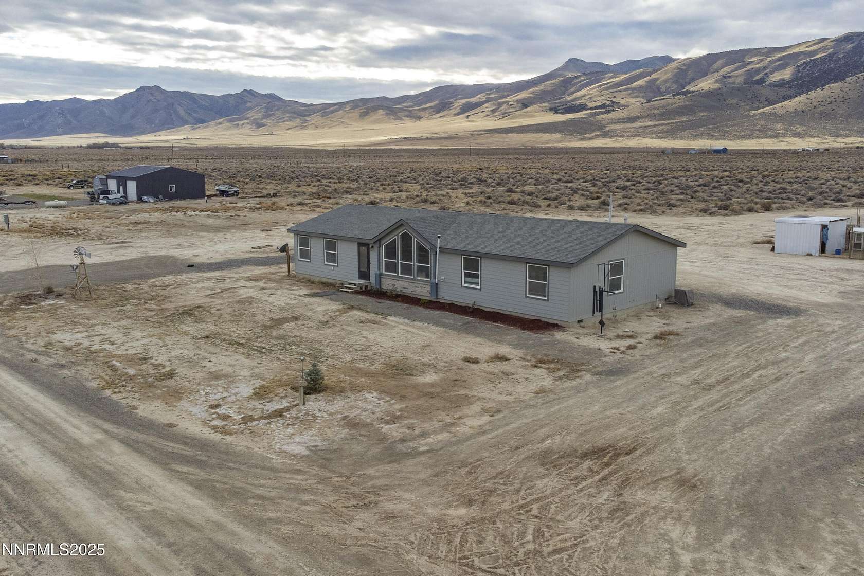 19.8 Acres of Land with Home for Sale in Winnemucca, Nevada