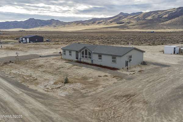 19.8 Acres of Land with Home for Sale in Winnemucca, Nevada