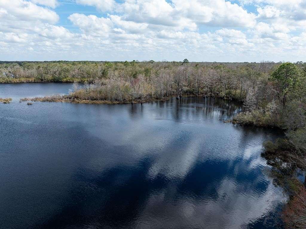 1.17 Acres of Residential Land for Sale in Branford, Florida