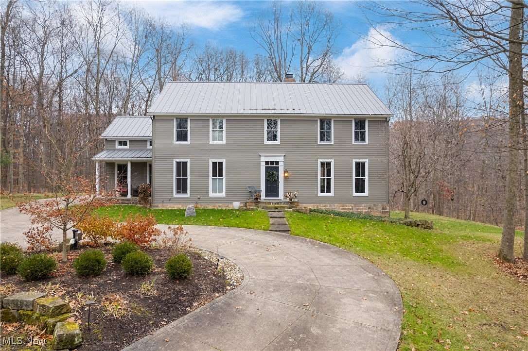 4.25 Acres of Residential Land with Home for Sale in Medina, Ohio