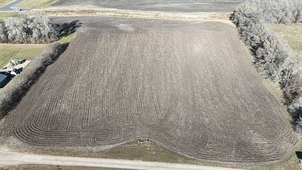 3.45 Acres of Residential Land for Sale in Milbank, South Dakota