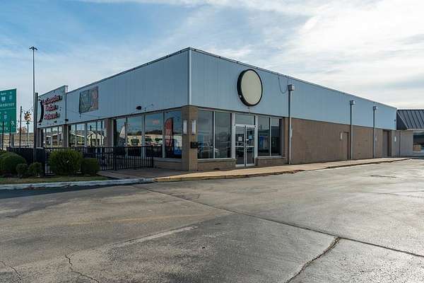 8.76 Acres of Commercial Land for Sale in Hopkinsville, Kentucky