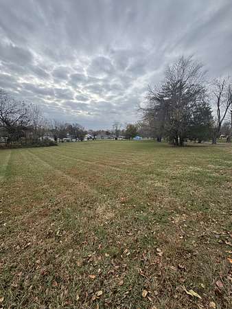 9 Acres of Residential Land for Sale in Portland, Tennessee