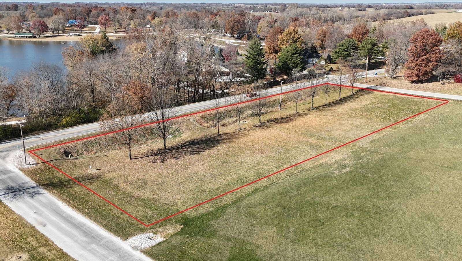 1.2 Acres of Mixed-Use Land for Sale in Pittsfield, Illinois