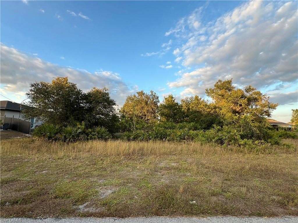 0.25 Acres of Residential Land for Sale in Lehigh Acres, Florida