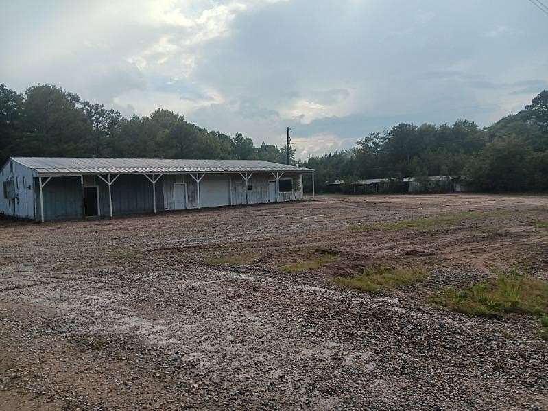2 Acres of Mixed-Use Land for Sale in Hamilton, Alabama